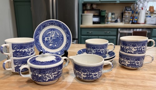 Vintage blue willow creamer - willow,