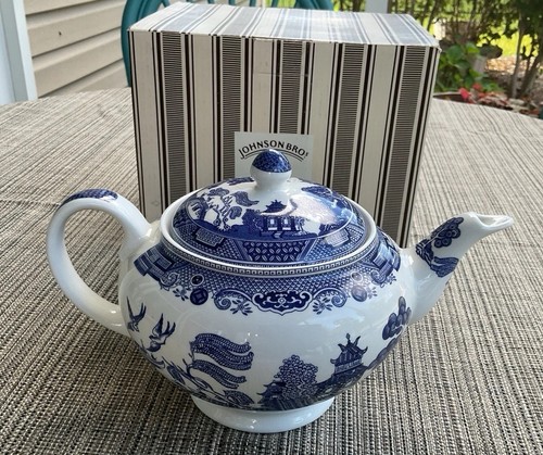 Johnson bros willow blue - willow,